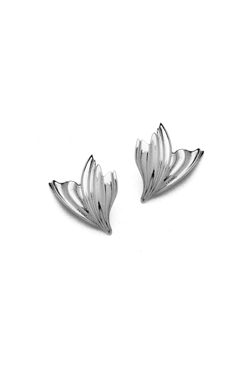 SHELL CURVE EARRINGS-  SILVER